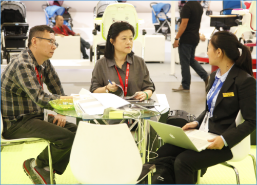 嬰童用品企業(yè)尋發(fā)展 中國嬰童展給您機(jī)會(圖1) 嬰童用品企業(yè)尋發(fā)展 中國嬰童展給您機(jī)會(圖1)