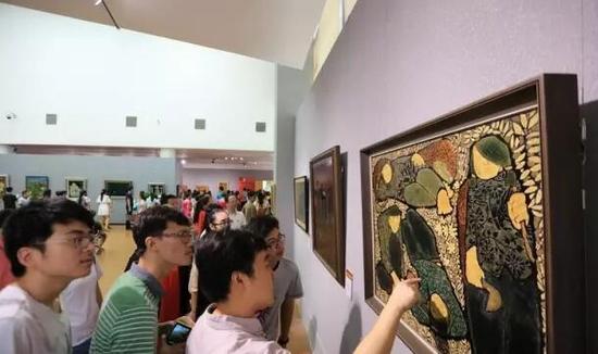 南昌舉辦歷屆全國美展江西優秀漆畫展(圖3) 南昌舉辦歷屆全國美展江西優秀漆畫展(圖3)