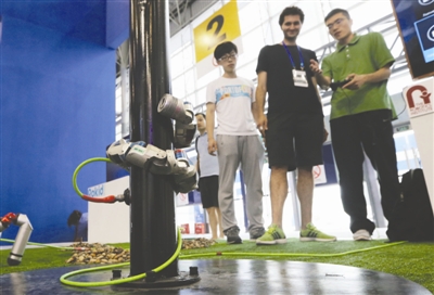 “高大上”成都創交會最炫科技閃亮 逛展攻略(圖4) “高大上”成都創交會最炫科技閃亮 逛展攻略(圖4)