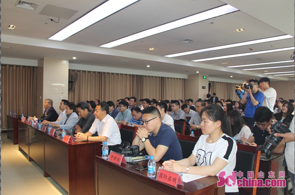 美聚南海 魅力無(wú)限 威海國(guó)際美博會(huì)即將開幕(圖2) 美聚南海 魅力無(wú)限 威海國(guó)際美博會(huì)即將開幕(圖2)