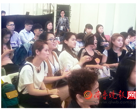 Cosy Kitty攜火融精華驚艷亮相美博會(圖2) Cosy Kitty攜火融精華驚艷亮相美博會(圖2)