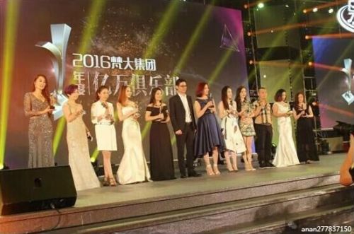 上海美博會梵大集團泉立方洗衣片受熱捧(圖3) 上海美博會梵大集團泉立方洗衣片受熱捧(圖3)