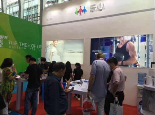 樂心智能產品聯袂登場美博會,實力助推美麗事業(圖2) 樂心智能產品聯袂登場美博會,實力助推美麗事業(圖2)