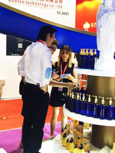 廣州2016秋季美博會,斯麗迪鮮活之光點亮羊城(圖5) 5.png