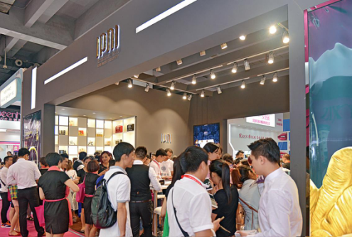 環球紋藝精彩出擊45屆美博會,再展品牌大實力(圖2) 環球紋藝精彩出擊45屆美博會,再展品牌大實力(圖2)